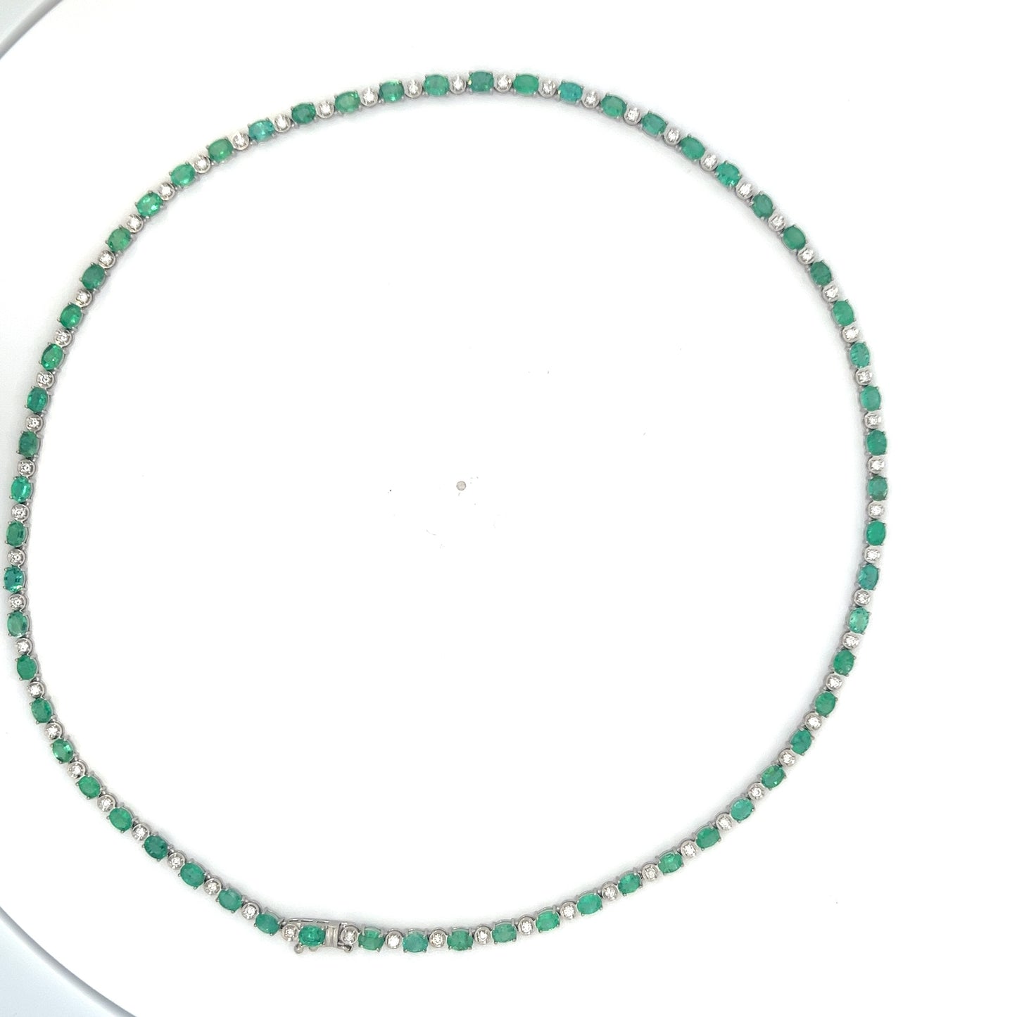 Elegant Diamond Emerald Necklace (JJ171)